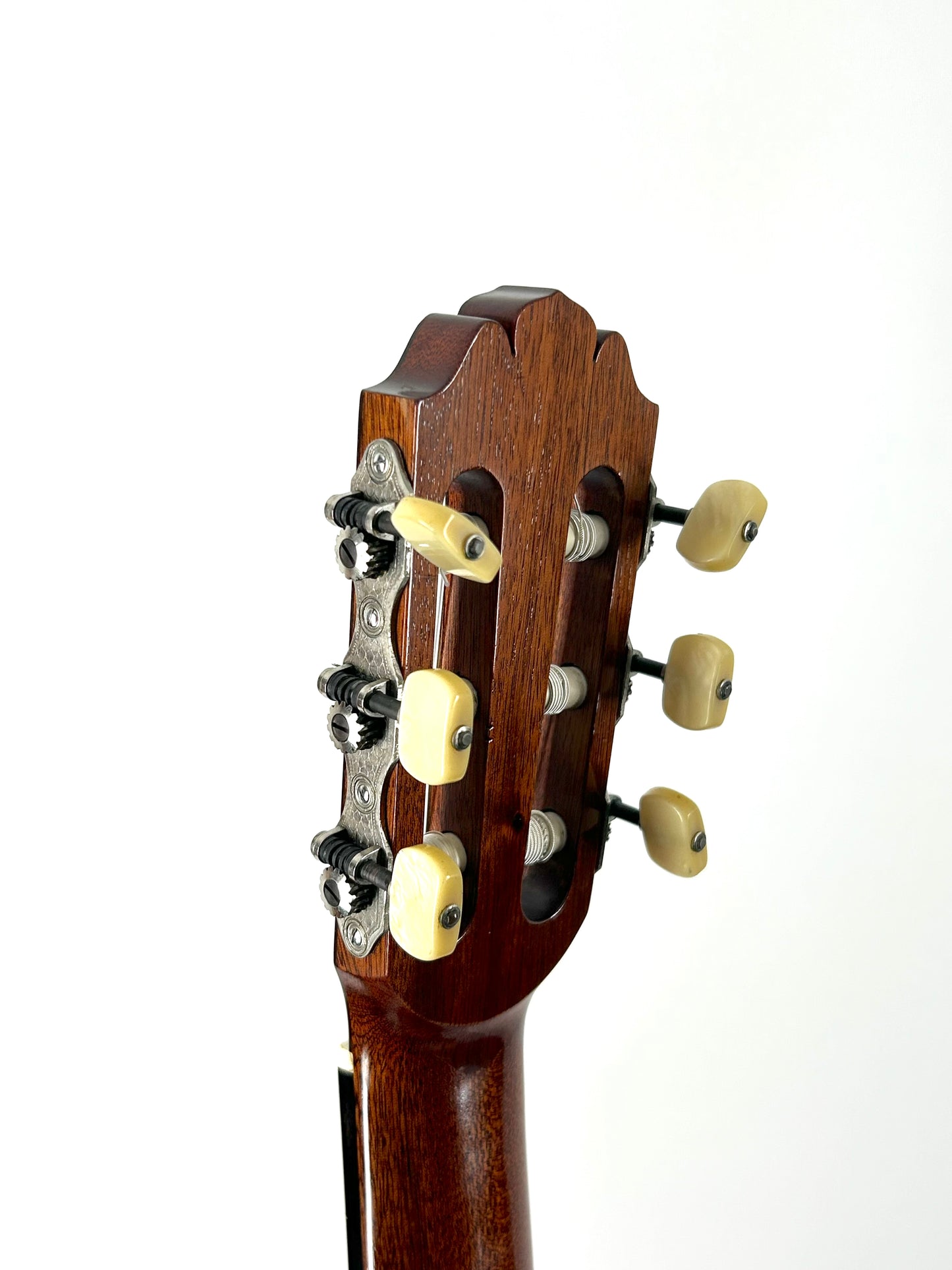 Kazuo Sato Video! (Ehem. David Rubio Mitarbeiter) 63,5 cm Gitarre