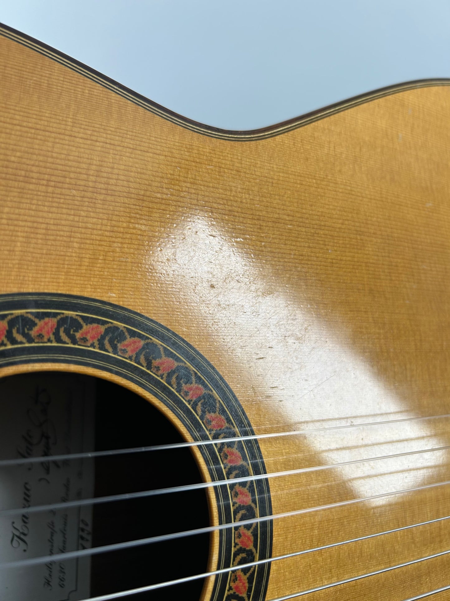 Kazuo Sato Video! (Ehem. David Rubio Mitarbeiter) 63,5 cm Gitarre