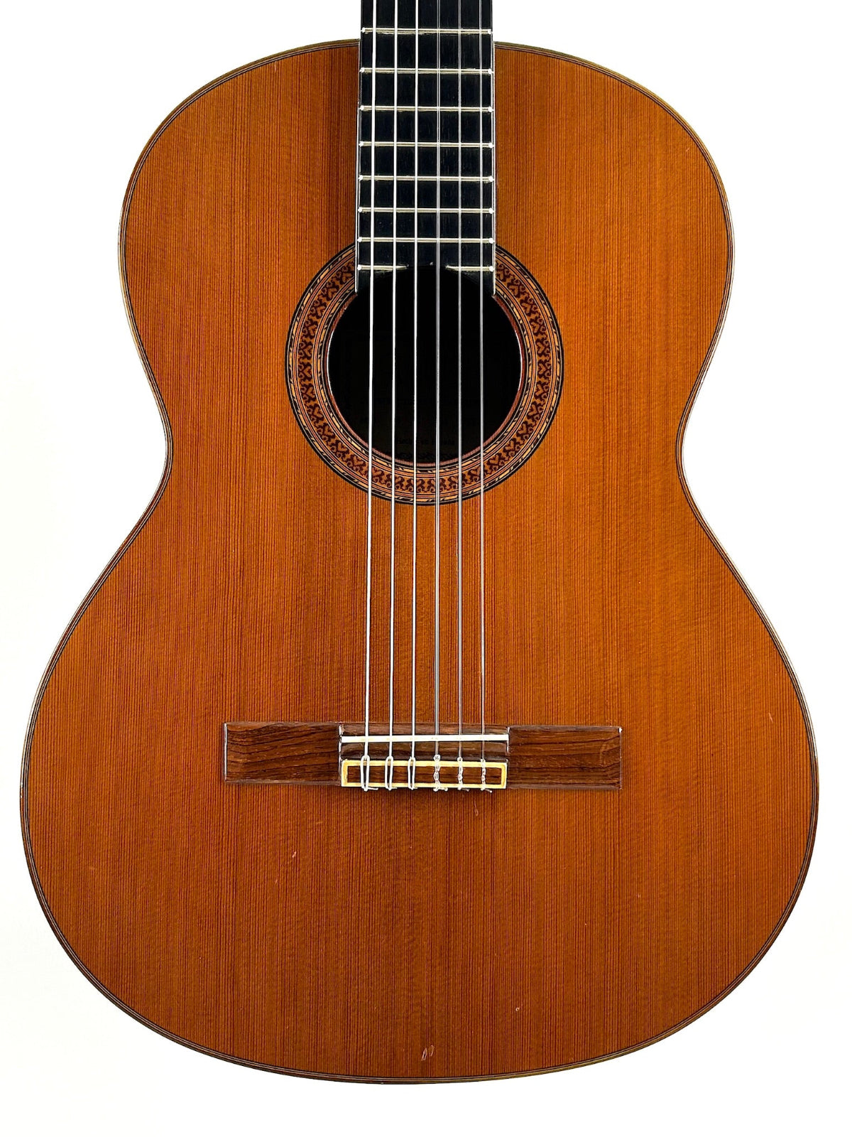 Valdez 18 Classical Guitar Cedar