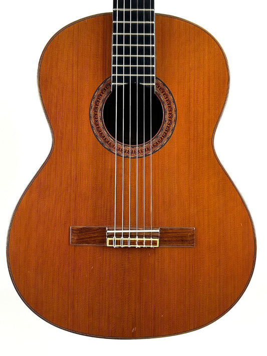 Valdez 18 Classical Guitar Cedar