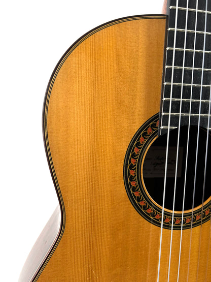 Kazuo Sato Video! (Ehem. David Rubio Mitarbeiter) 63,5 cm Gitarre