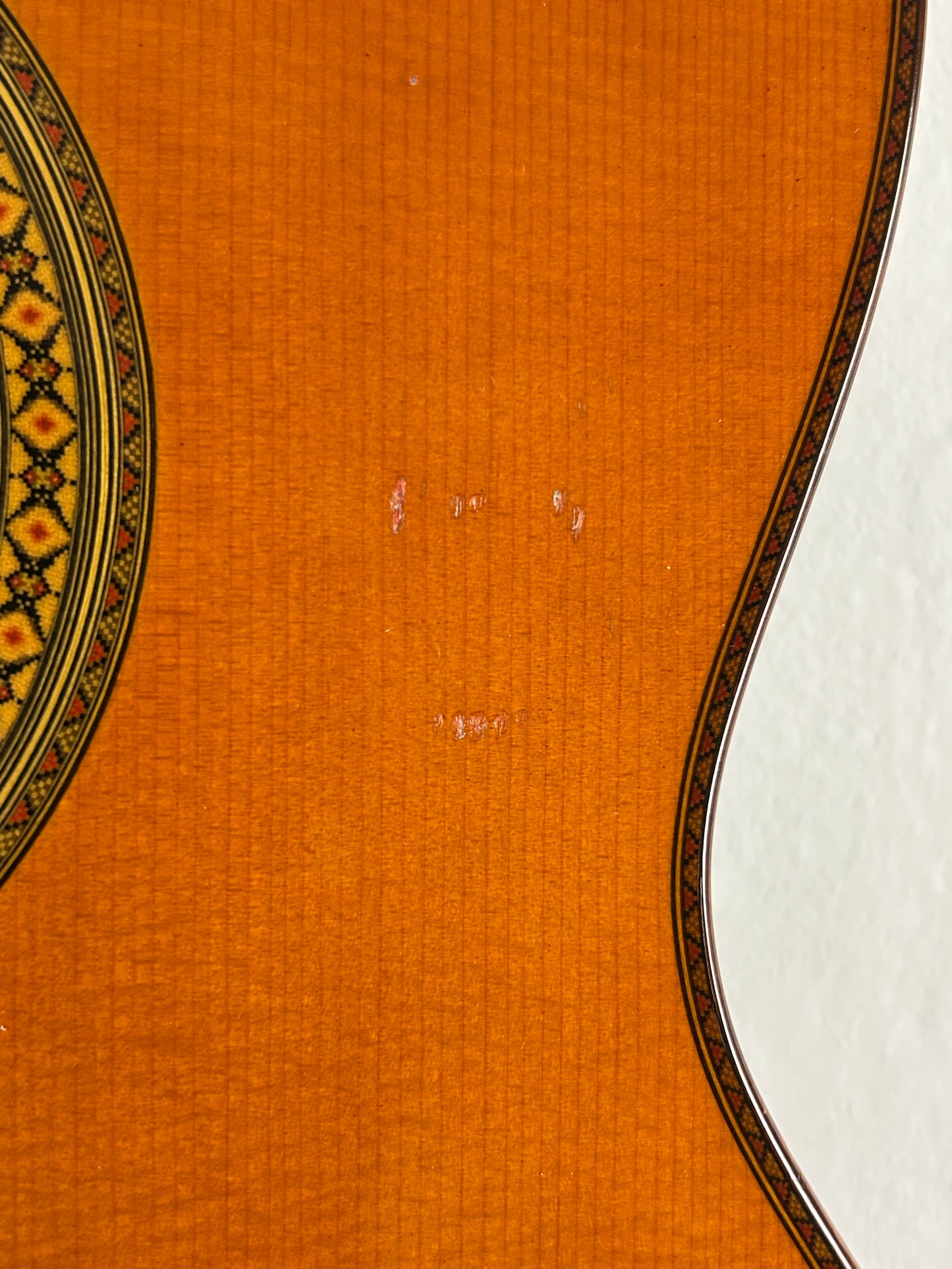 Yamaha GC-50 (1991) – Decke Nahaufnahme